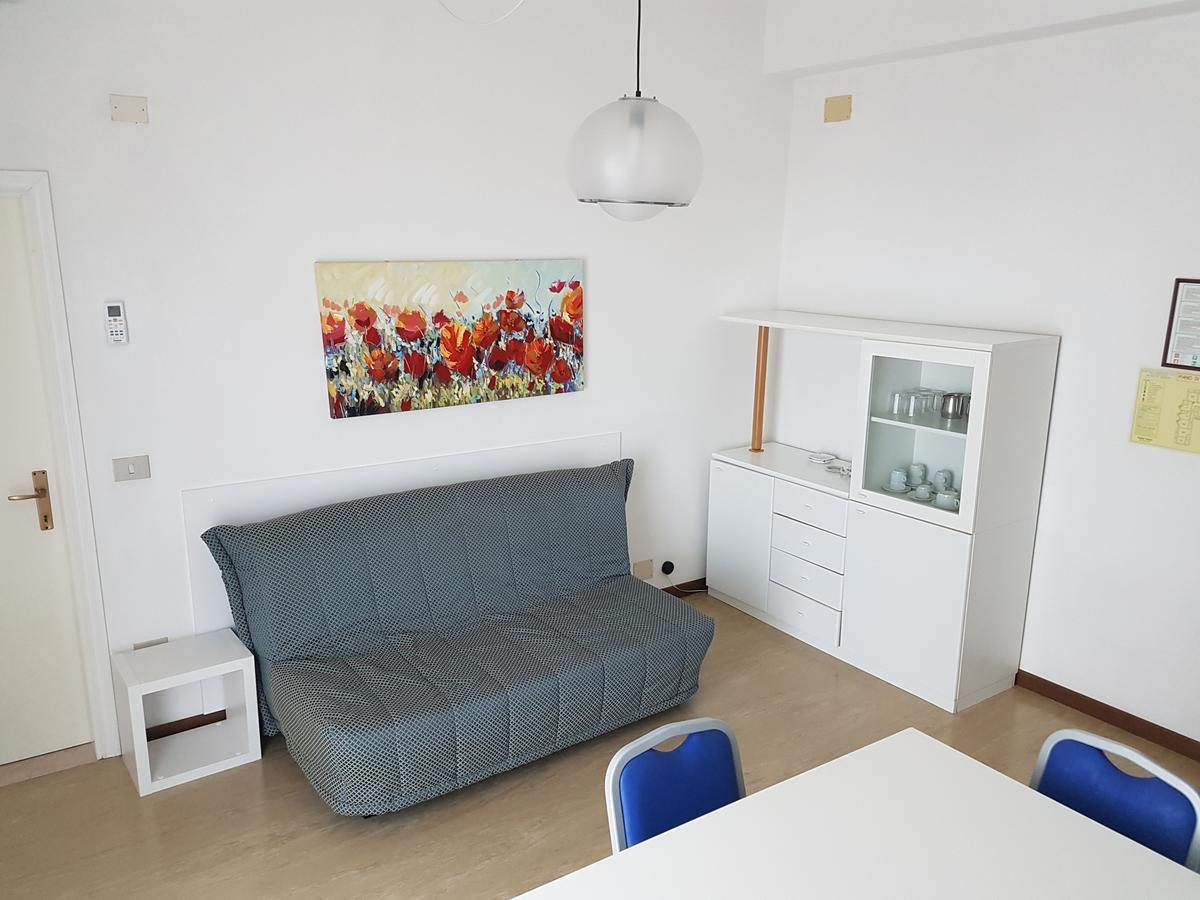 Hotel Residence Adriana Cesenatico Eksteriør bilde